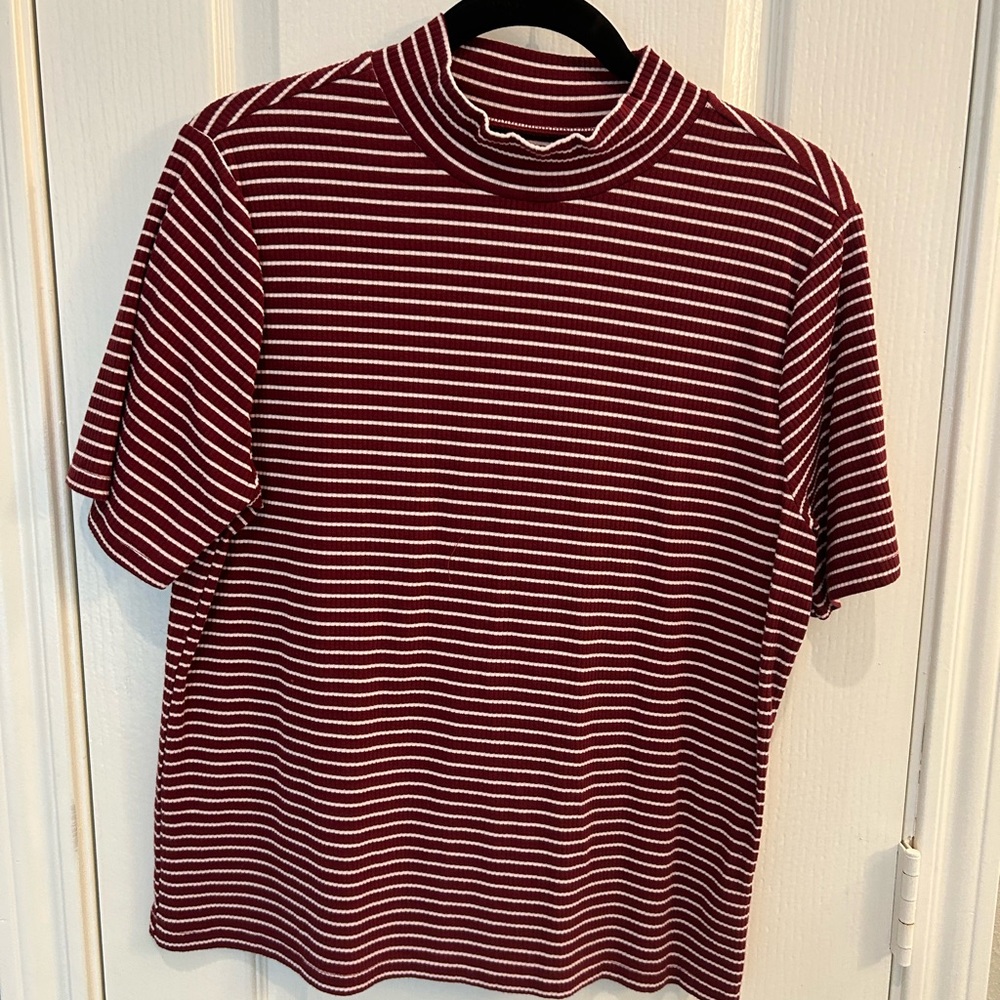 Mock neck ribbed shirt